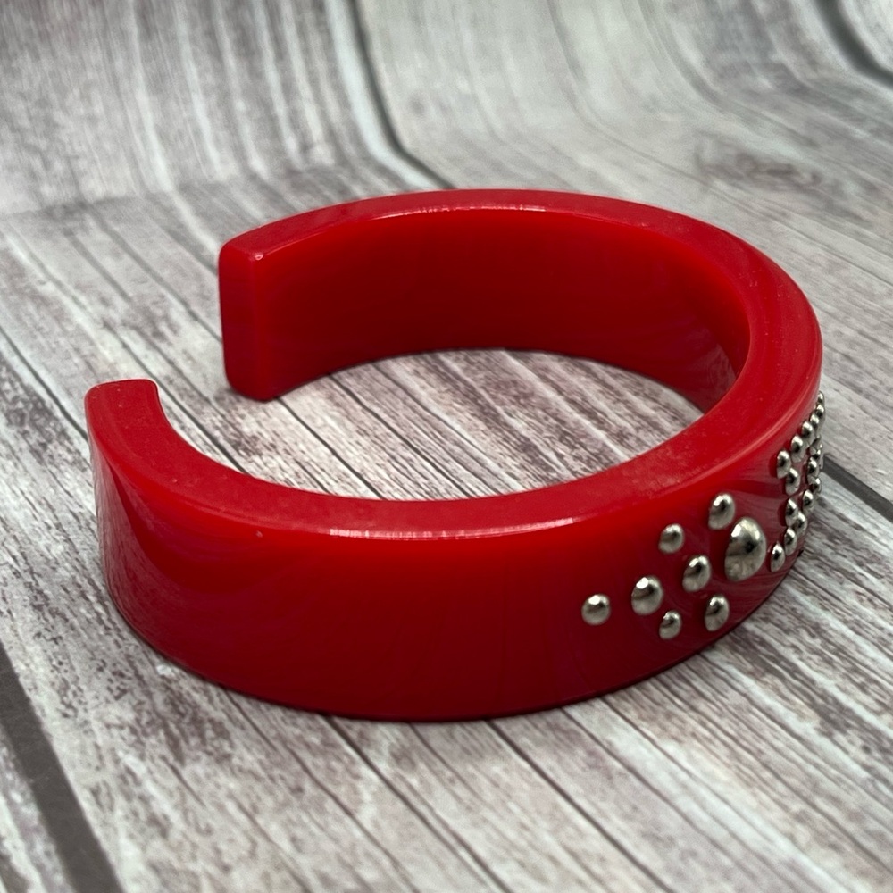 DIOR VTG 90s Lucite Studded Logo Cuff Bracelet Red Resin RARE Vintage Galliano - Picture 5 of 12